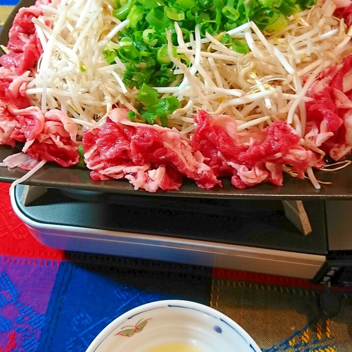 シャキシャキがたまらない!モヤシですき焼き